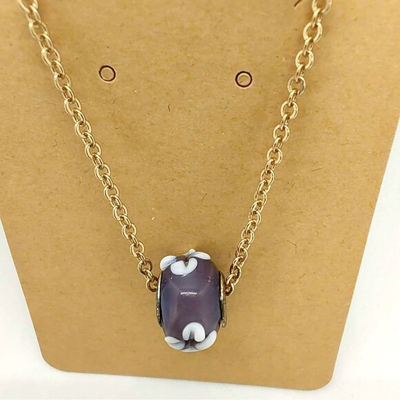 Purple Floral Pendant and Chain Necklace - Picture 2 of 3